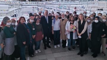 Ahlatcı Kadınlar Gününü kutladı