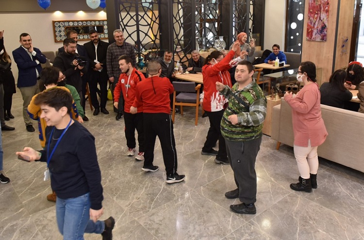 Farkındalık etkinliğinde eğlendiler