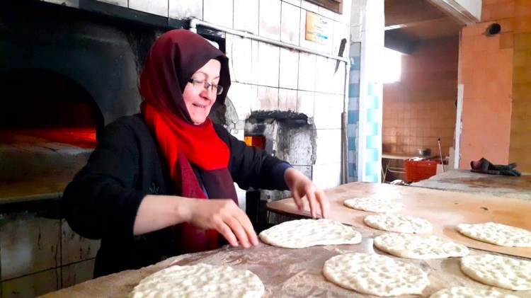 Çorum’un otuz yıllık kadın fırıncısı