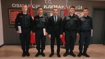 Kaymakamdan o ekibe başarı belgesi