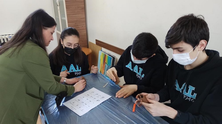 Hititçe çivi yazısı eğitimi aldılar