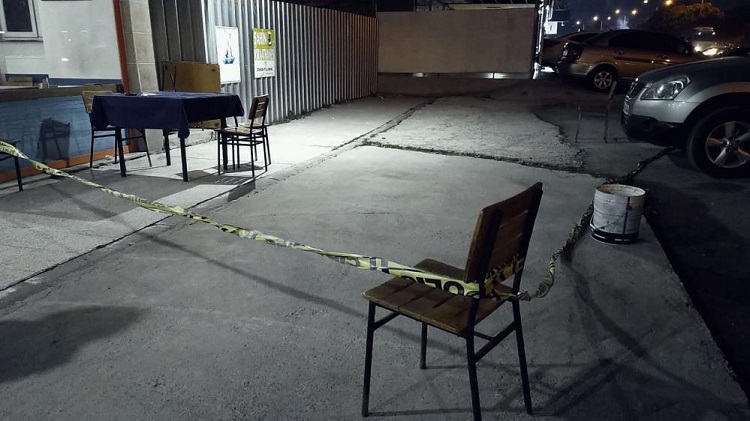 Kahvehanede tüfekle 2 kişiyi yaraladı