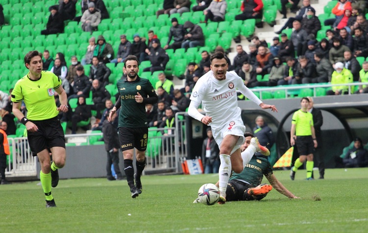 Çorumspor Sakarya’ya farklı yenildi!