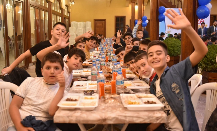 Han’da çocuklara özel iftar