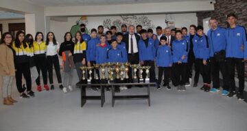Bütün madalyaları topladılar