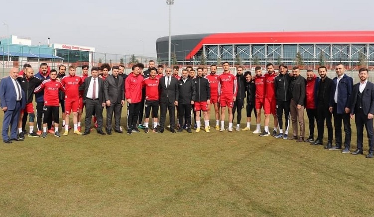 MHP’den Çorum FK’ya moral ziyareti