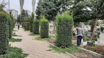 Mezarlıklar bayram öncesi pırıl pırıl