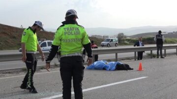 Camdan fırlayarak hayatını kaybetti