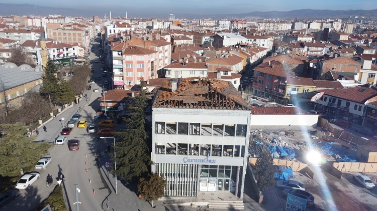 Eski Halkbank binası yıkılıyor!