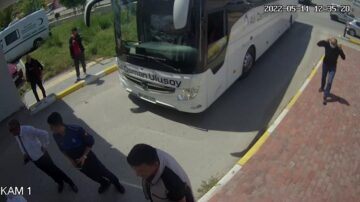 Otobüs şoförünün duyarlı davranışı