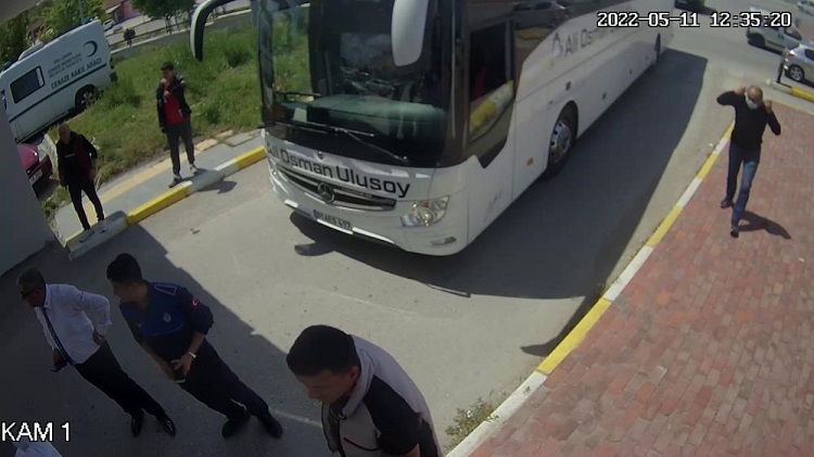Otobüs şoförünün duyarlı davranışı