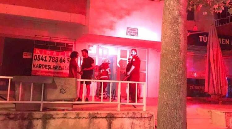 Bodrum kattaki yangın korkuttu!