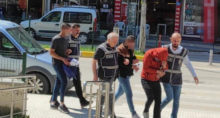 Musluk bataryasını bile çalmışlar!