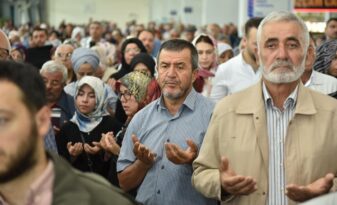 Çorum’da ilk hac kafilesi yola çıktı!
