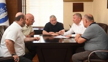 İlçelere Asfalt Desteği Sürüyor