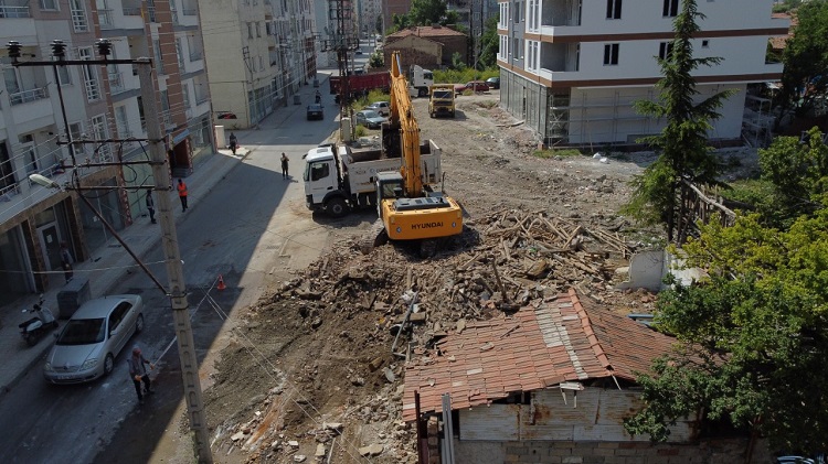 Kahraman Çavuş caddesi genişleyecek