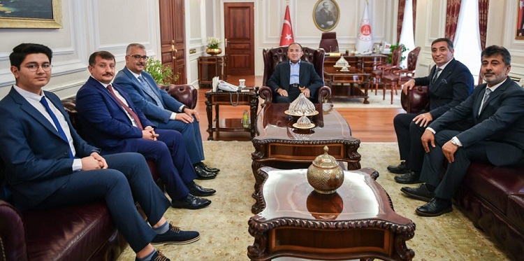 Bakanlıklara ziyaretler devam ediyor