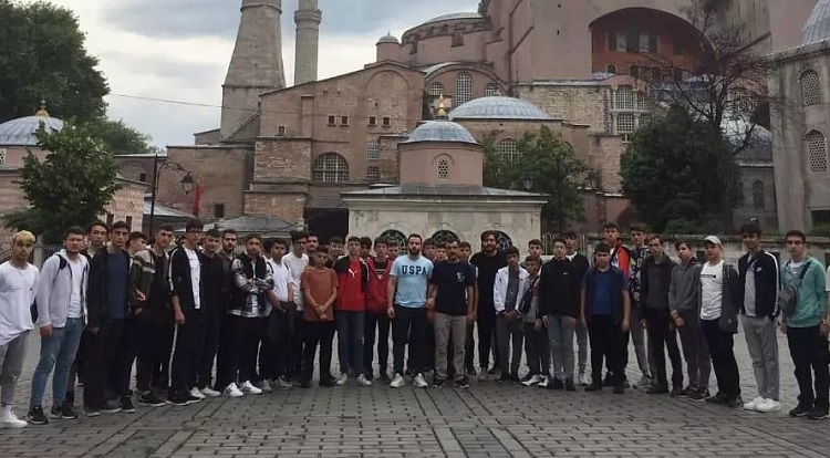 Tügvalı gençler İstanbul’u gezdi