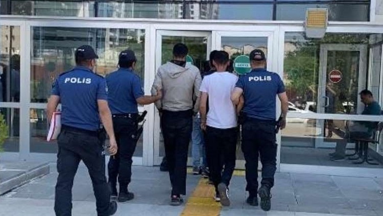 Motor hırsızları yakayı ele verdi