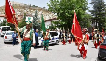 İskilip’ten İstanbul’a temsili uğurlama