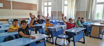 700 öğrenci yaz okuluna başladı!