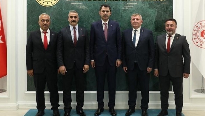 Bakan’dan ilçeleri için destek istediler