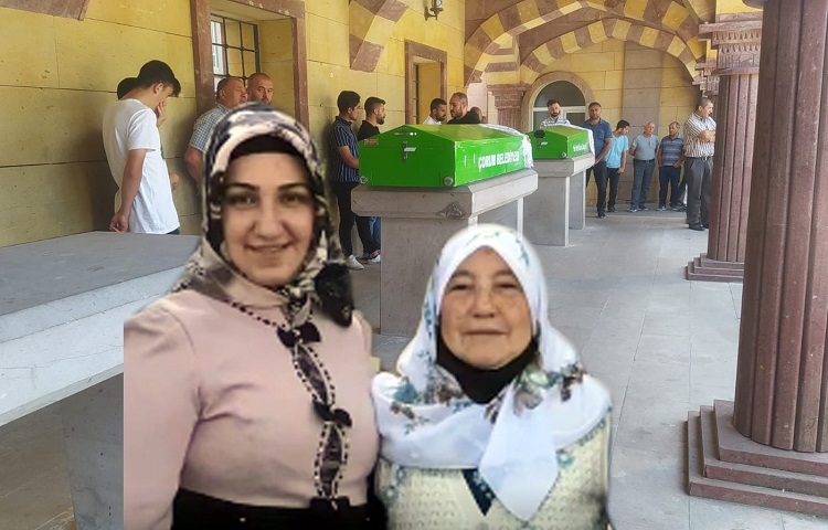 Anne ve kızına hüzünlü veda!