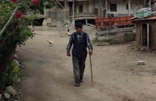 Ecel evine varamadan yakaladı!