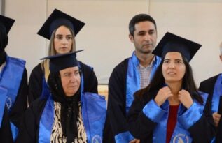 Çorumlu anne kız birlikte kep attı