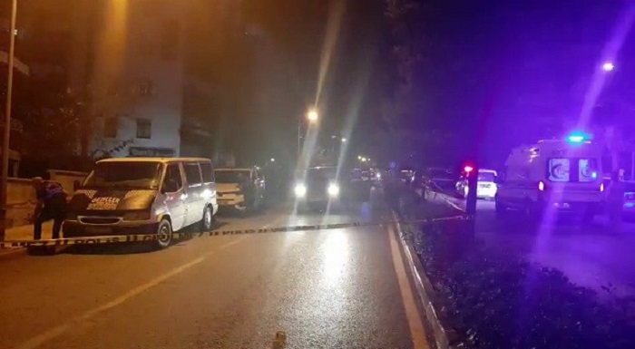 Çorum’da polis otosuna ateş etti!