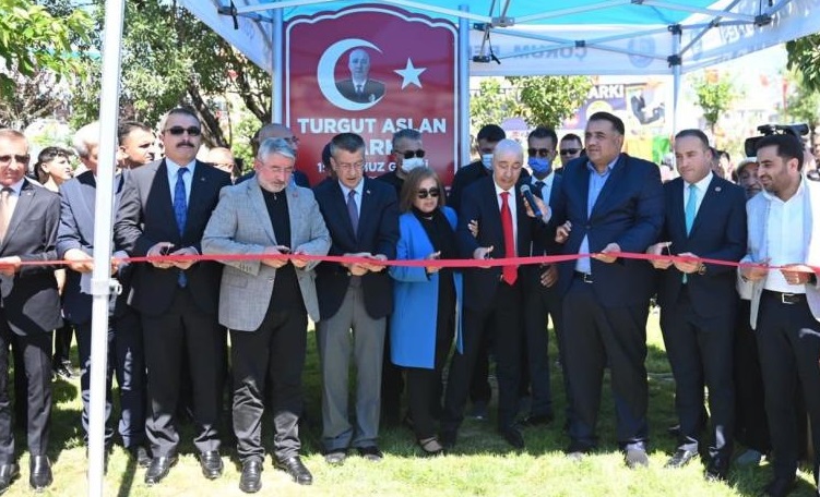 Gazi Turgut Aslan parkı açıldı