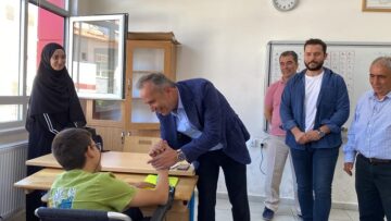  Ülkeyi gençlere emanet edeceğiz