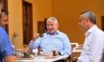 Veli Paşa Hanı’nda hizmete başladı