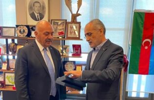 Projeler ile ilgili bilgi verdi