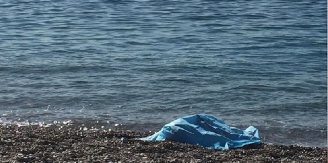 Ecel denizde yüzerken geldi!