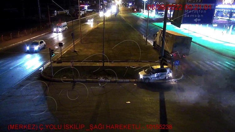 feci kaza güvenlik kamerasına yansıdı