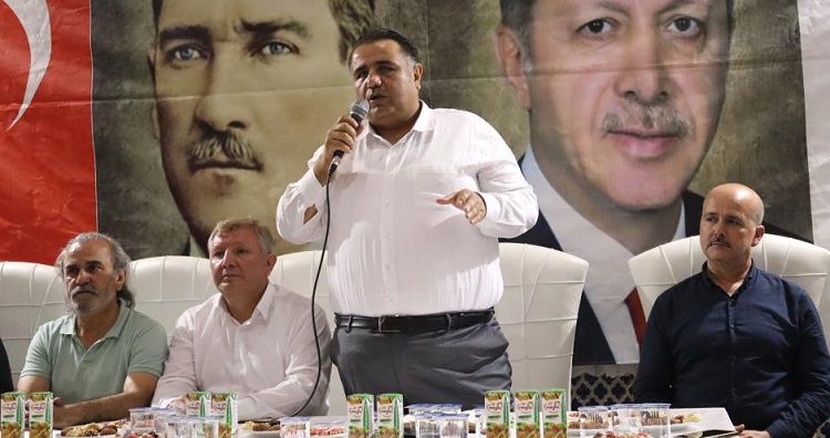 İki lider dünyaya siyaseti öğretiyor!