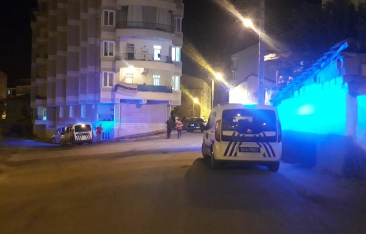 Pompalı tüfekle 4 kişiyi yaraladı!