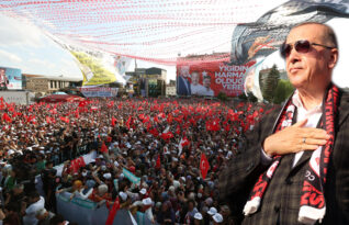 Mitinge yaklaşık 40 bin kişi katıldı!