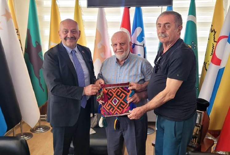 Başkan İsbir’e anlamlı ziyaret