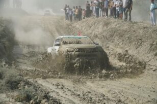 Nefes kesen off-road gösterisi