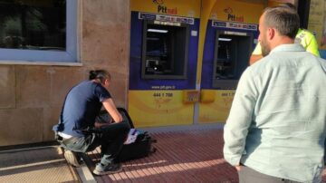 Şüpheli valiz harekete geçirdi!