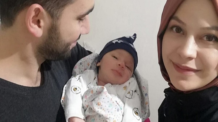 Alp bebek yuvasına geri döndü!
