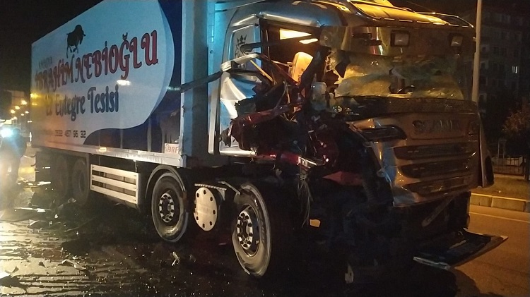 Ölüm kavşağı’nda bir kaza daha!