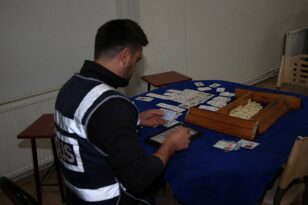 Dernekte kumar operasyonu!