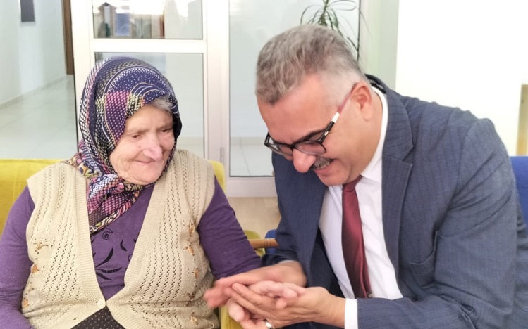 Ahlatcı: Geçmişimize saygı duyuyoruz