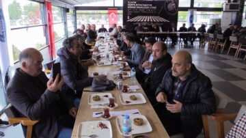 Sizlerin her zaman yanınızdayız