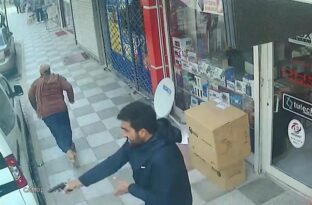 Husumetlilerine kurşun yağdırdı!