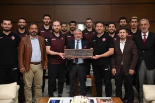 Çorum’un efeleri Aşgın’ı ziyaret etti