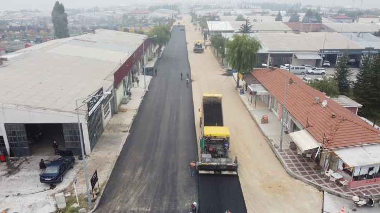 Asfaltlama çalışmaları devam ediyor